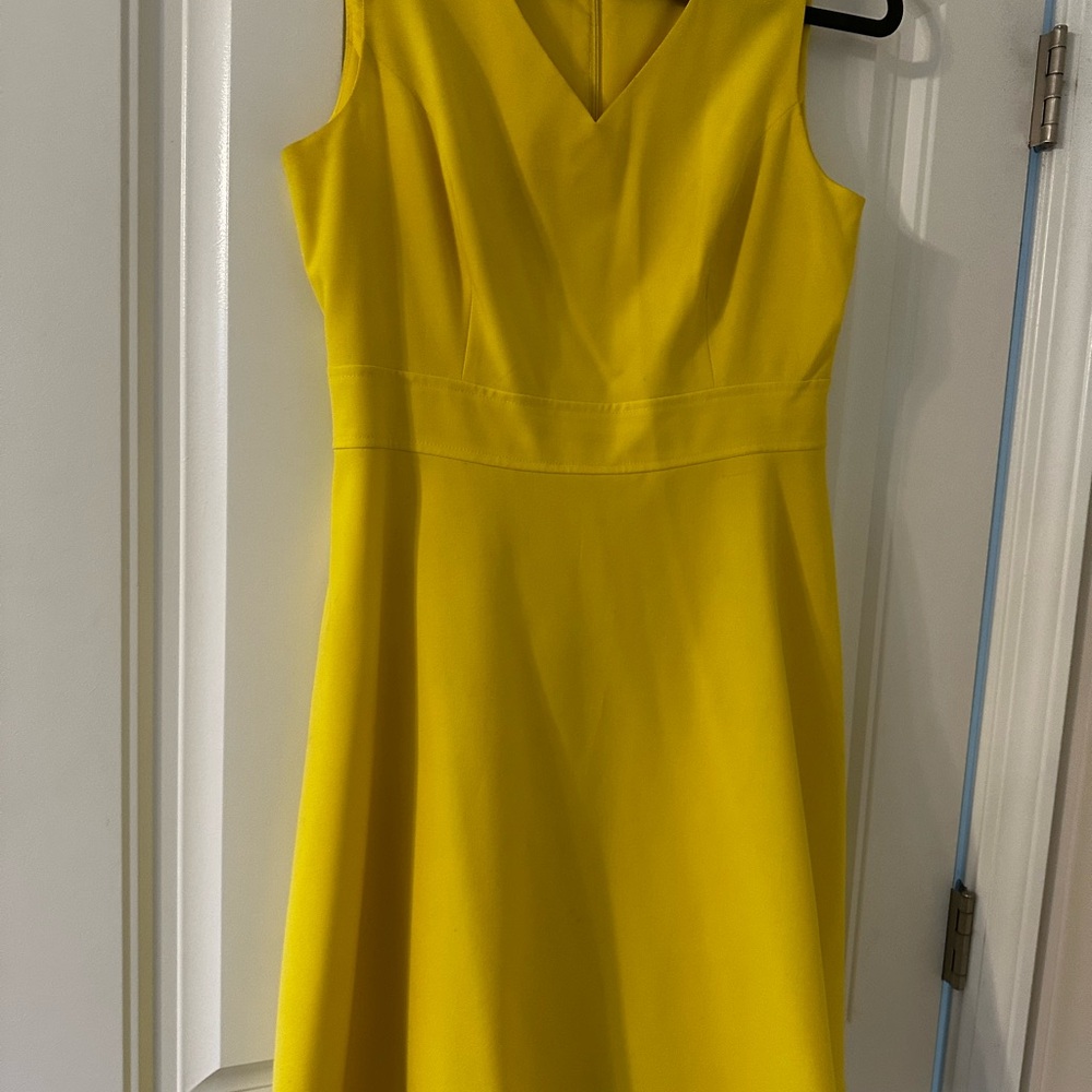 Nine West Yellow Sleeveless V-Neck A-Line Midi Dress